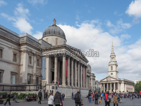 Trafalgar Square In London Lizenzpflichtiges Bild 14415231