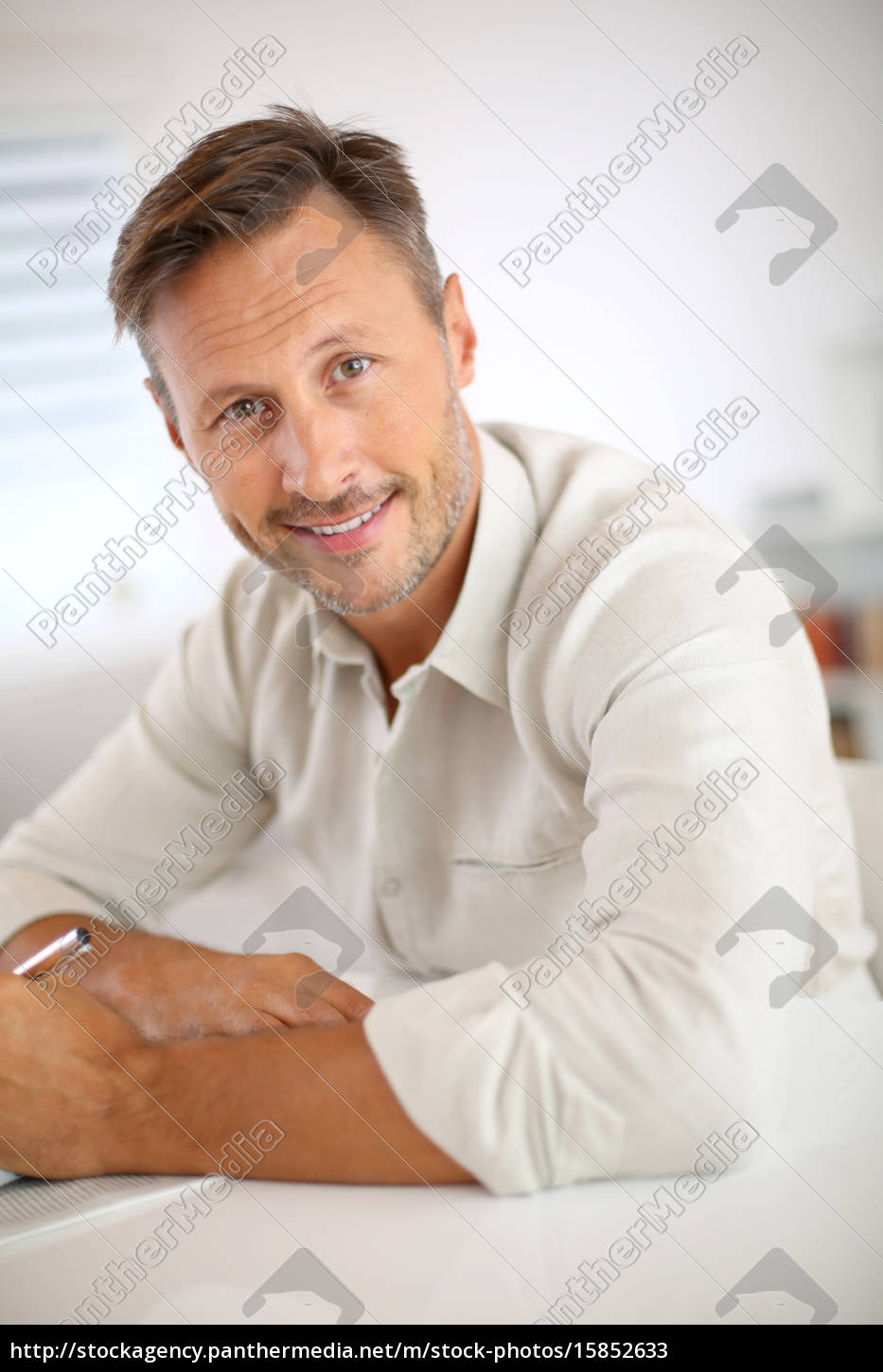 Portrait Of Handsome Mature Man Stockfoto Bildagentur
