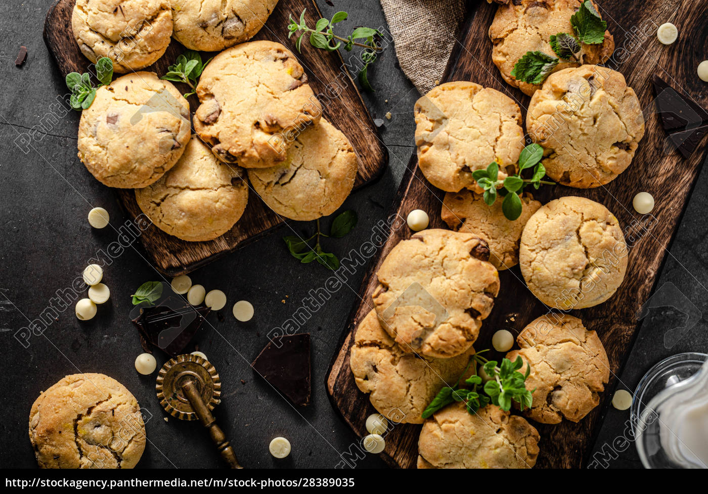 Homemade Delish Chocolate Cookies Lizenzfreies Bild