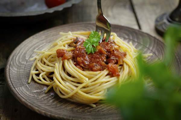 Nudeln mit Tomatensoße - Lizenzfreies Foto #8800788 | Bildagentur ...