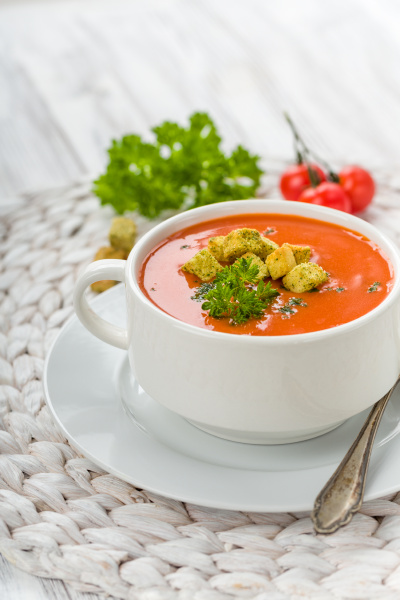 Tomatensuppe mit Croutons - Lizenzfreies Bild - #14834209 | Bildagentur ...