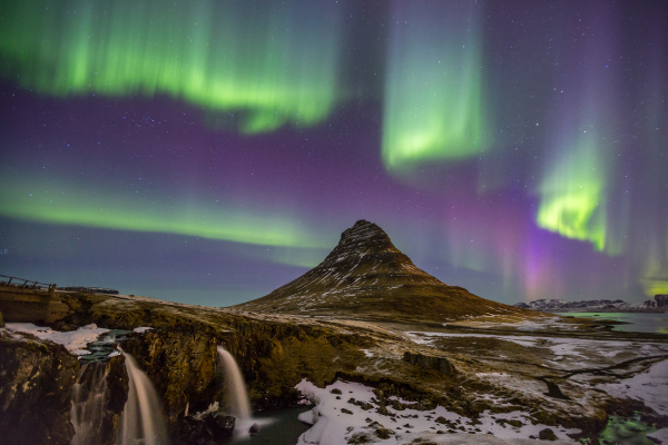 northern lights aurora island