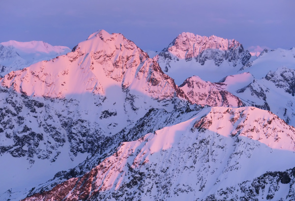 alpenglow auf adlerspitzen chugach bergen