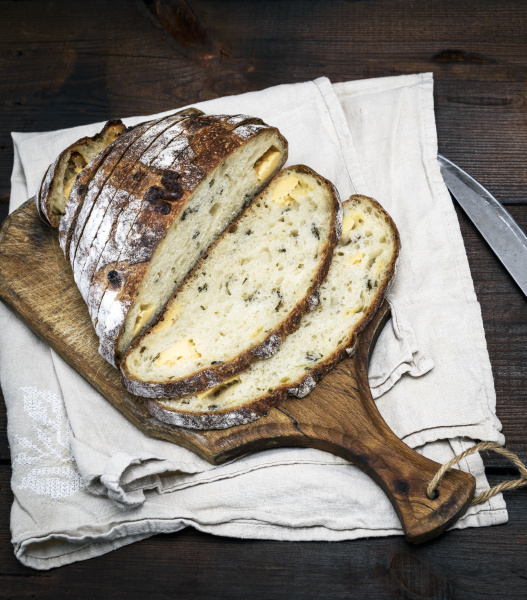 Weißbrot aus Weizen mit Käsescheiben - Lizenzfreies Bild #25553063 ...