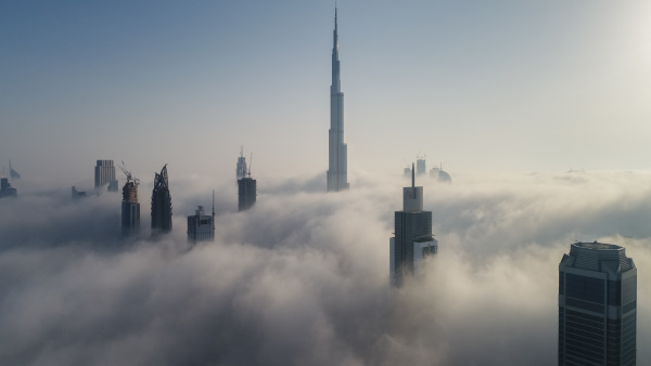 luftaufnahme von wolkenkratzern und burj khalifa