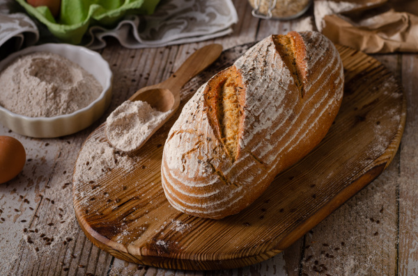 Hausgemachtes Kümmelbrot - Stock Photo - #27995110 | Bildagentur ...