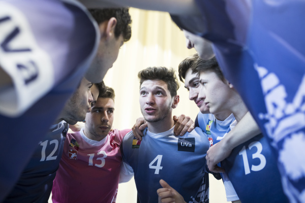 voleyball team bereitet die strategie des