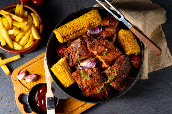 Rustikale Spareribs aus dem Ofen - Lizenzfreies Bild - #28656839 ...