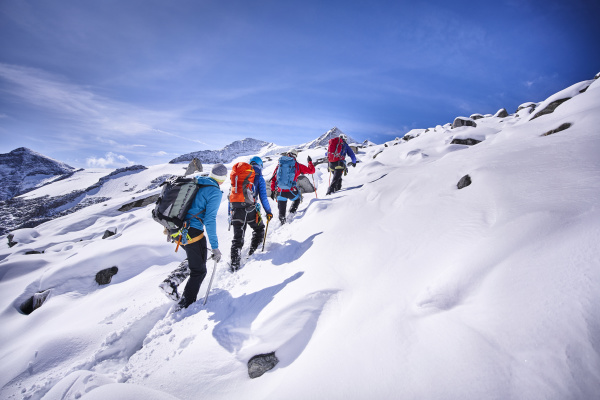 Bergsteigergruppe Großvendediger Tirol Österreich - Stockfoto #28759086 ...