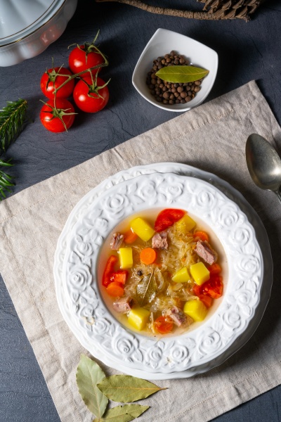 kapusniak leckere polnische Sauerkrautsuppe - Lizenzfreies Bild ...