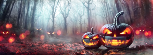 halloween mit schutzmaske kuerbisse