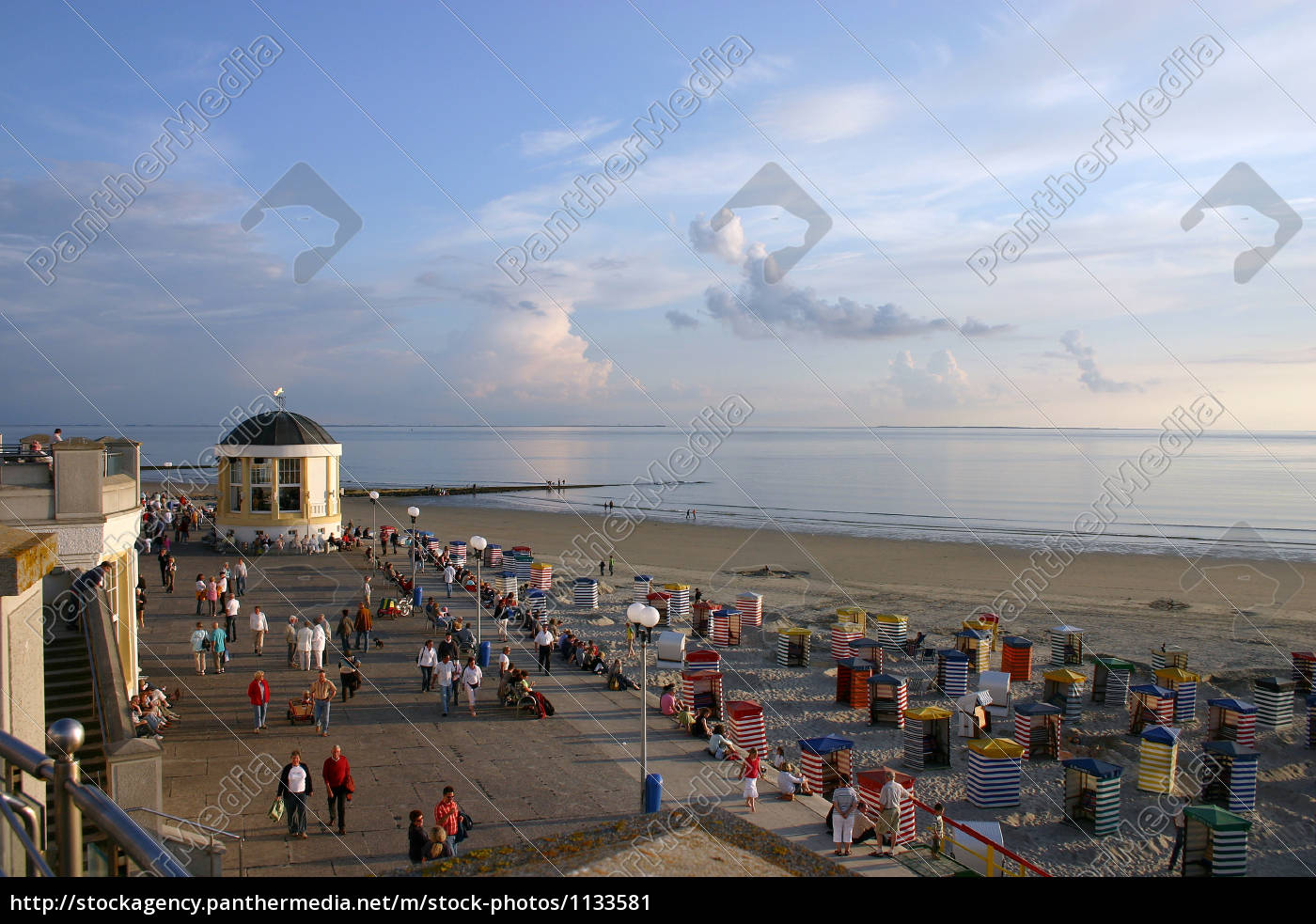 Borkum Bilder Promenade: A Drawing Adventure for Kids!