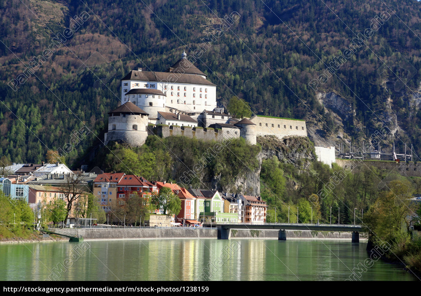 Festung Kufstein Mit Altstadt Lizenzfreies Bild 1238159 Bildagentur Panthermedia