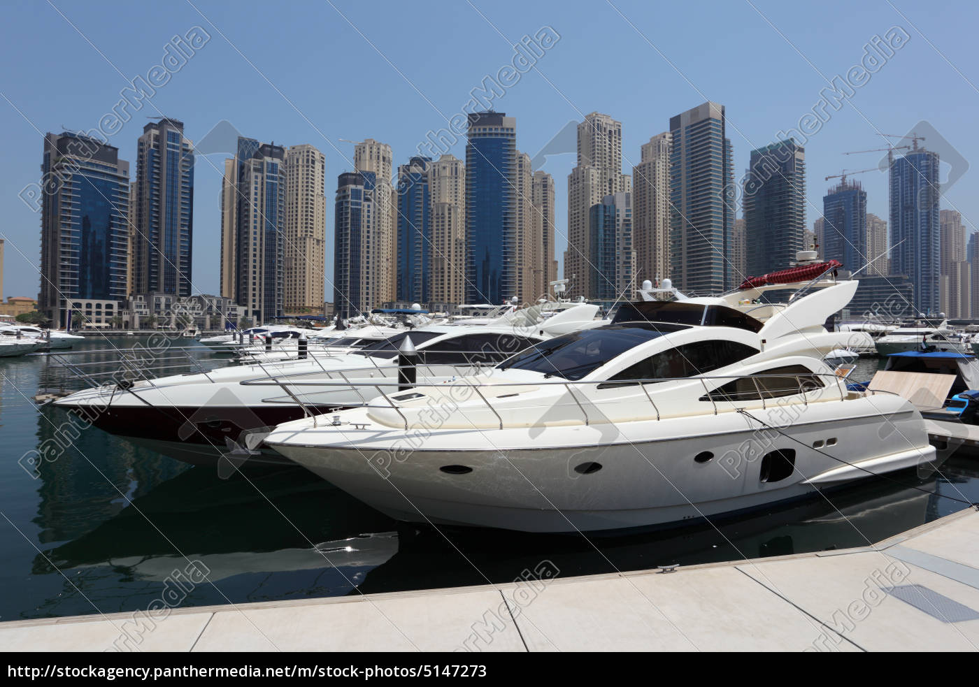 Yachten In Dubai Marina Vereinigte Arabische Emirate Lizenzfreies Bild Bildagentur Panthermedia