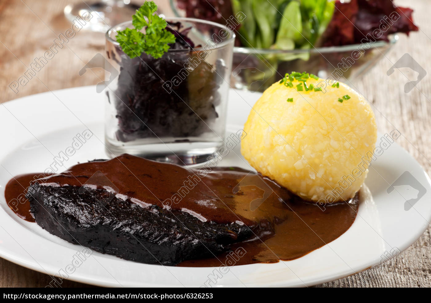 sauerbraten in english sauerbraten in english