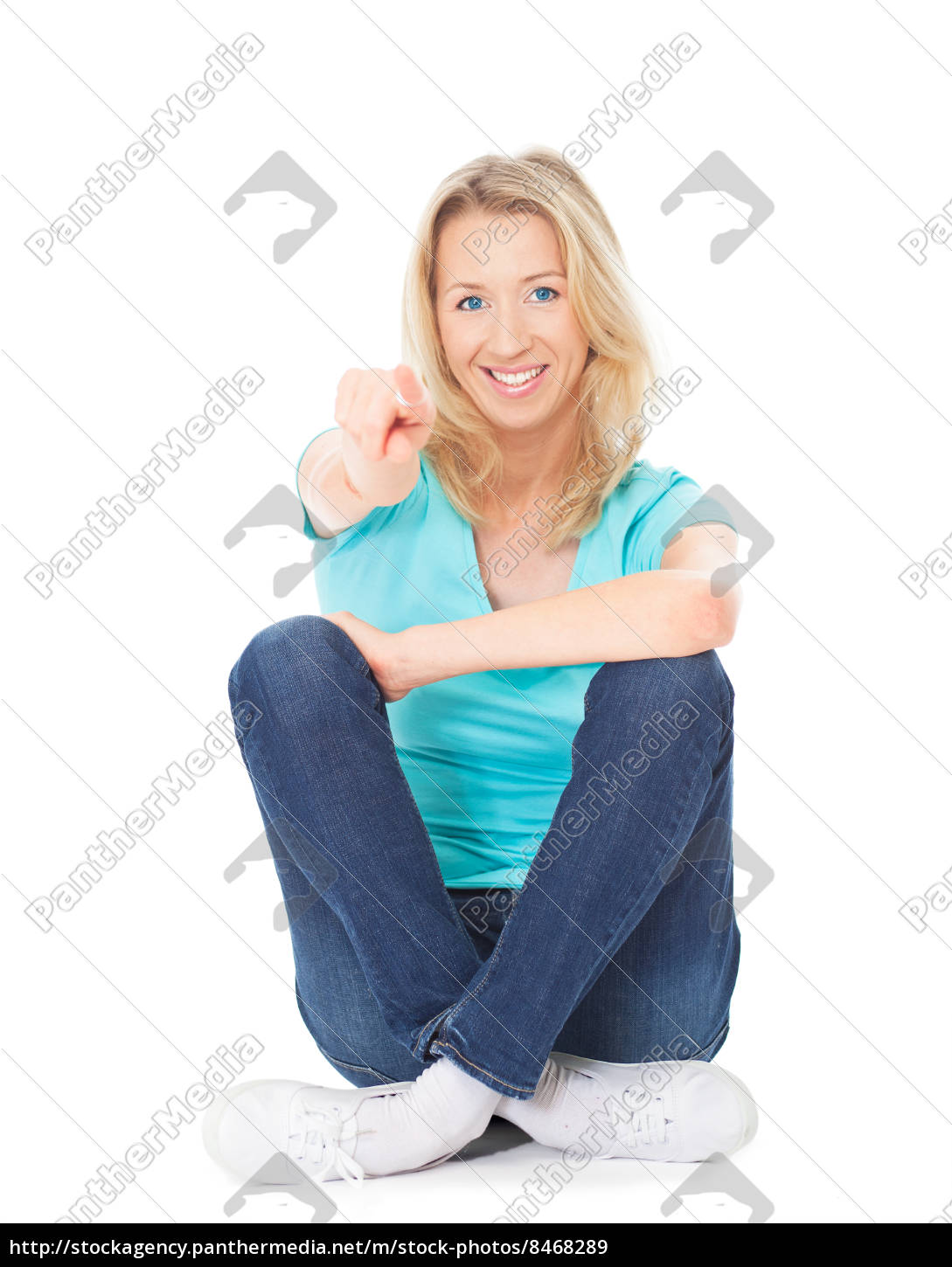 Junge Frau Sitzt Auf Dem Boden Stockfoto 8468289 Bildagentur