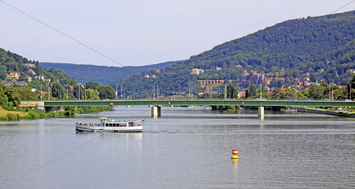 Blick vom Wehrsteg Wieblingen zur ErnstWalzBrücke Stockfoto