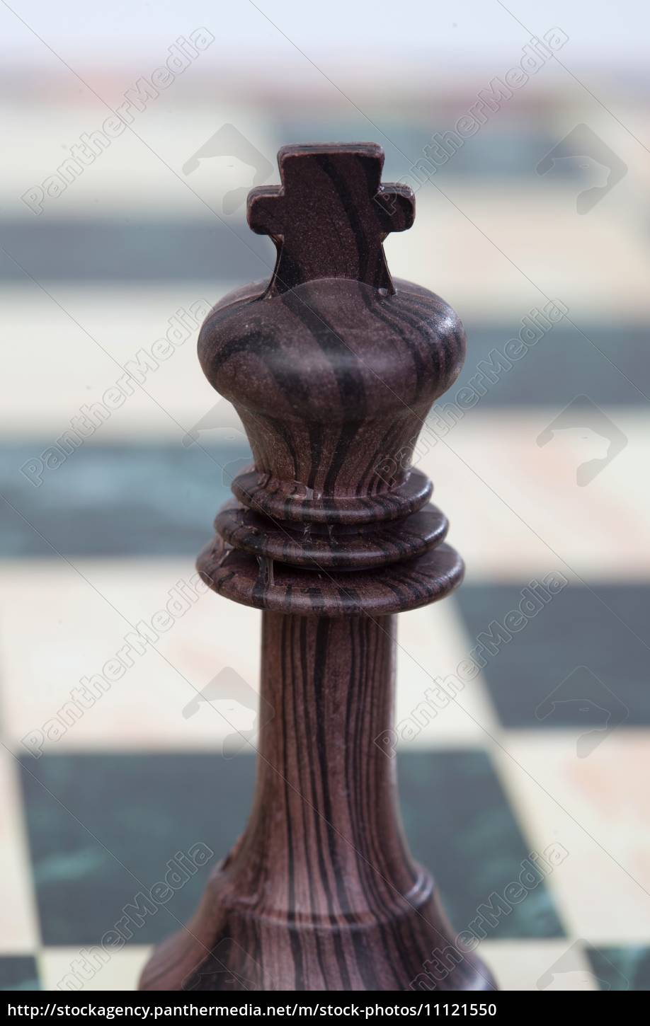 Beleuchtet Holz König Schach Stück, Stock Bild