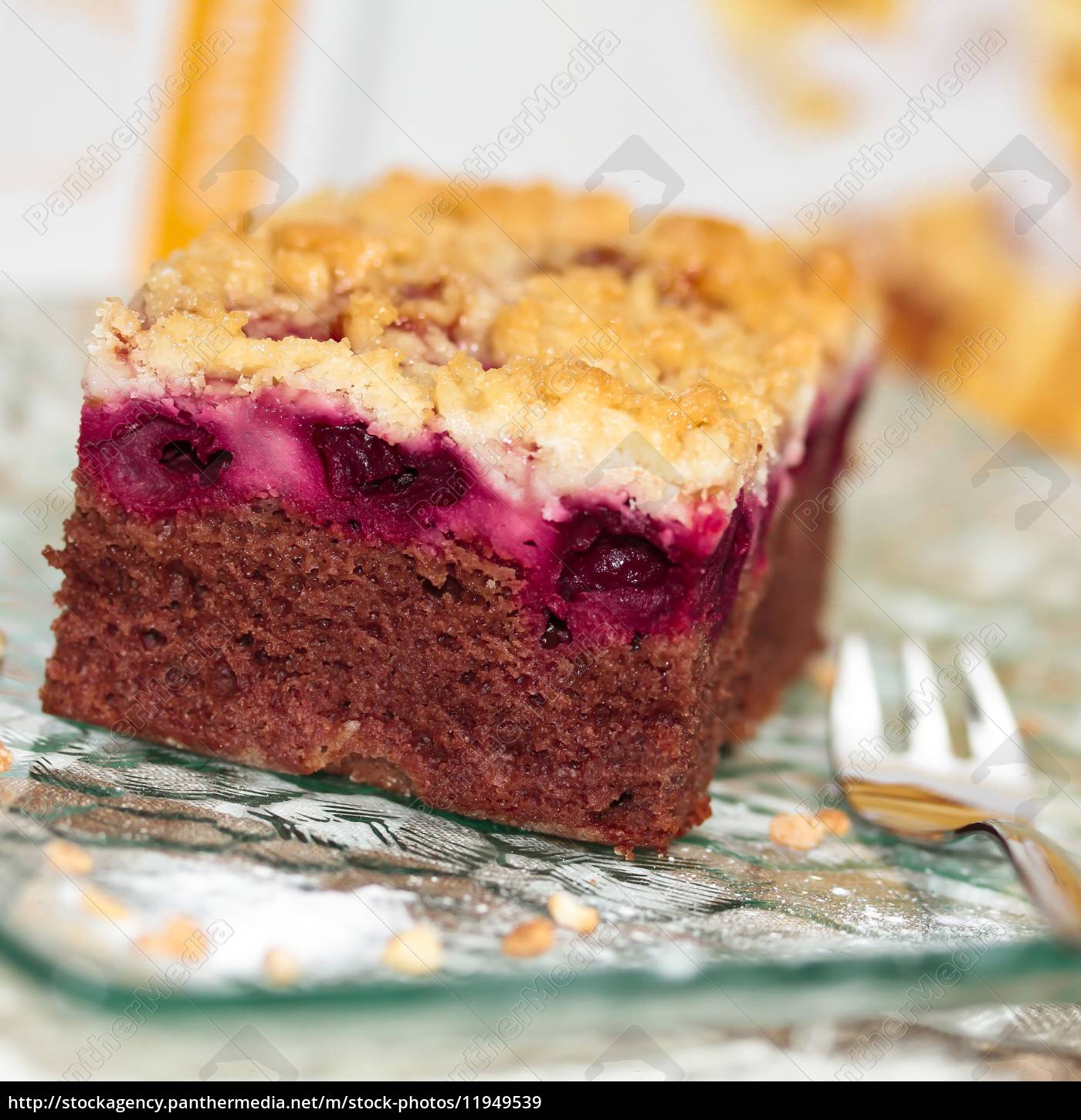 Kirschkuchen mit Streusel - Lizenzfreies Bild - #11949539 | Bildagentur ...