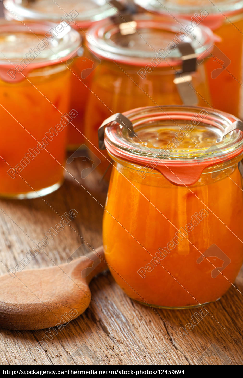 Hausgemachte Marmelade aus Melonen im Glas - Stock Photo - #12459694 ...