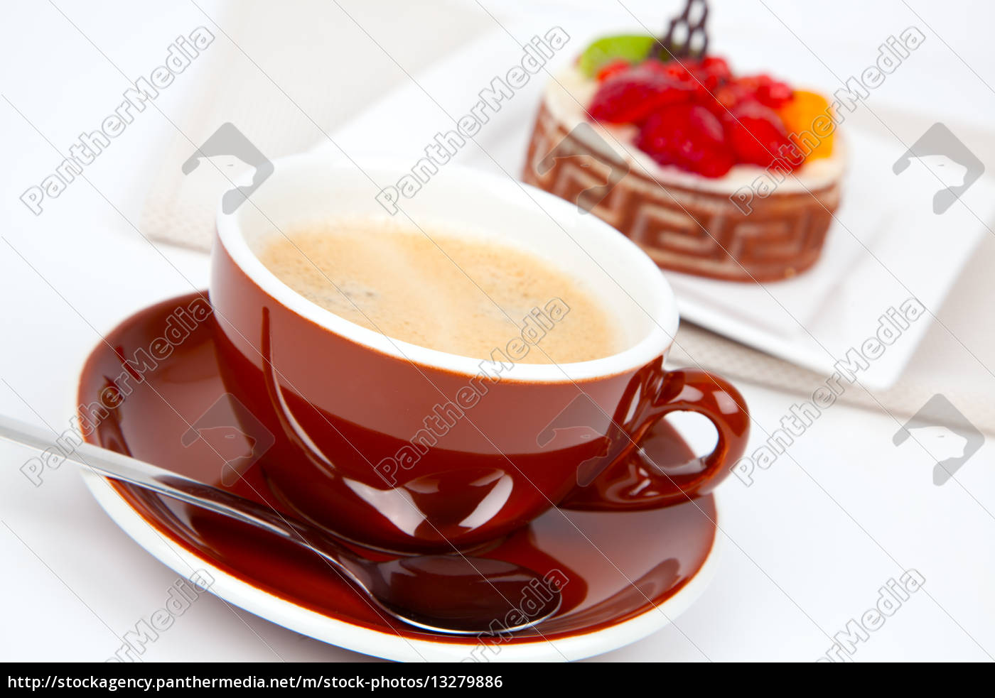 Tasse Kaffee Mit Kuchen Quarkkuche Fruchtekuche Stock Photo Bildagentur Panthermedia