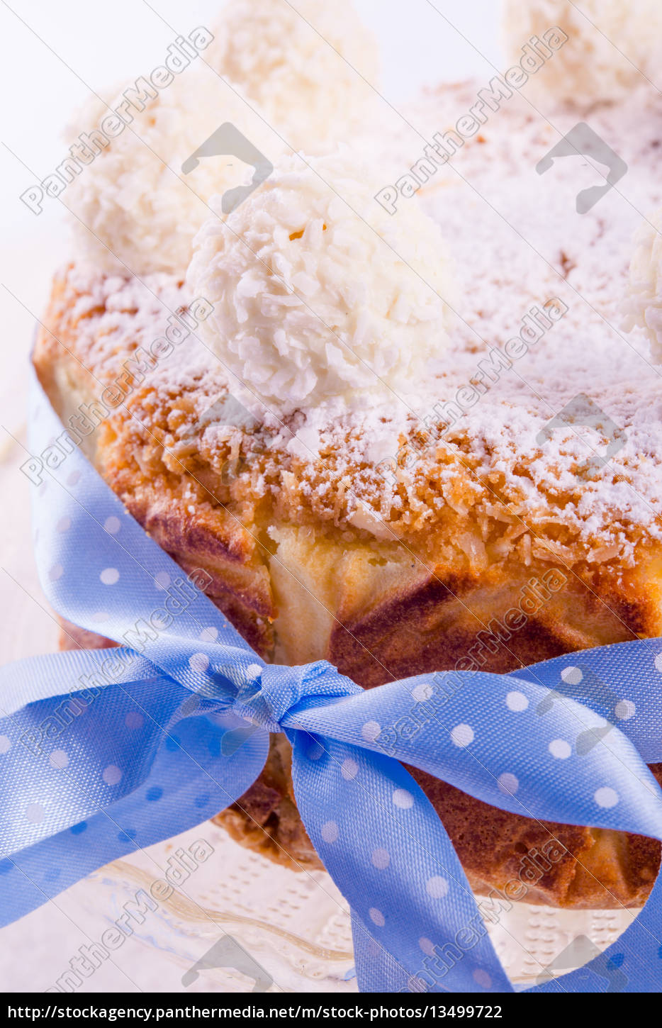 kokos quark cake - Stock Photo #13499722 | Bildagentur PantherMedia