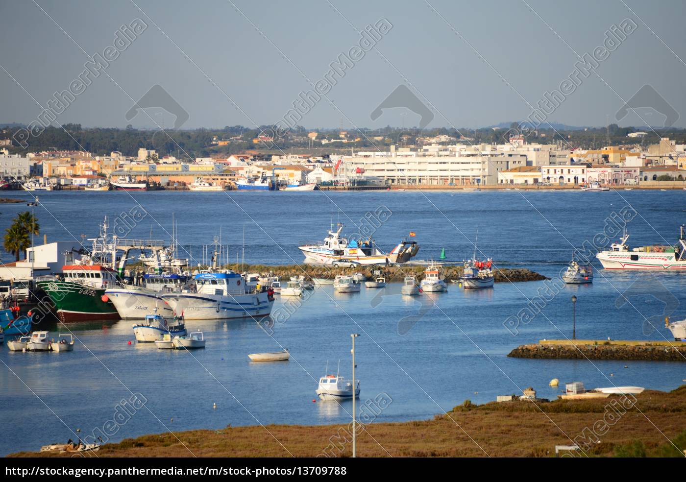 Schiffe Im Hafen Ayamante Huelva Spanien Schiffe Lizenzfreies Foto Bildagentur Panthermedia