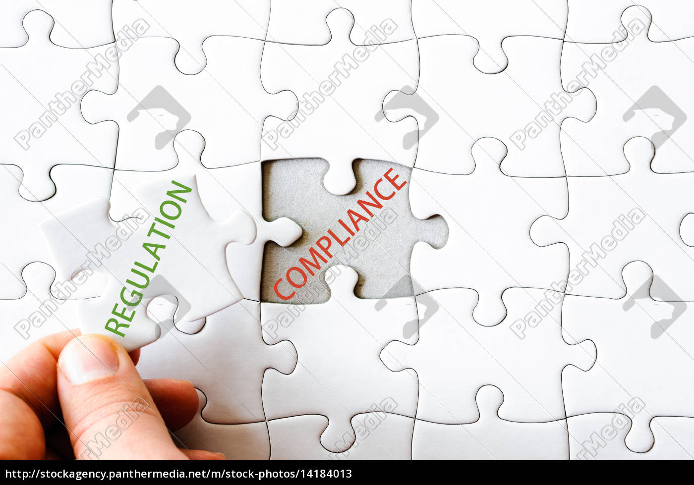 missing-jigsaw-puzzle-piece-with-word-regulation-lizenzfreies-bild