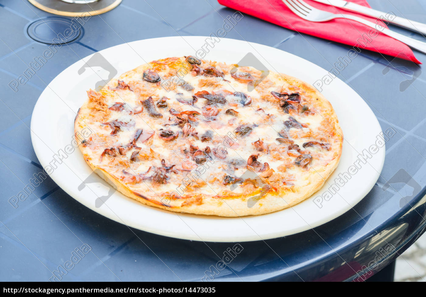 Pizza Frutti Di Mare Stockfoto Bildagentur Panthermedia