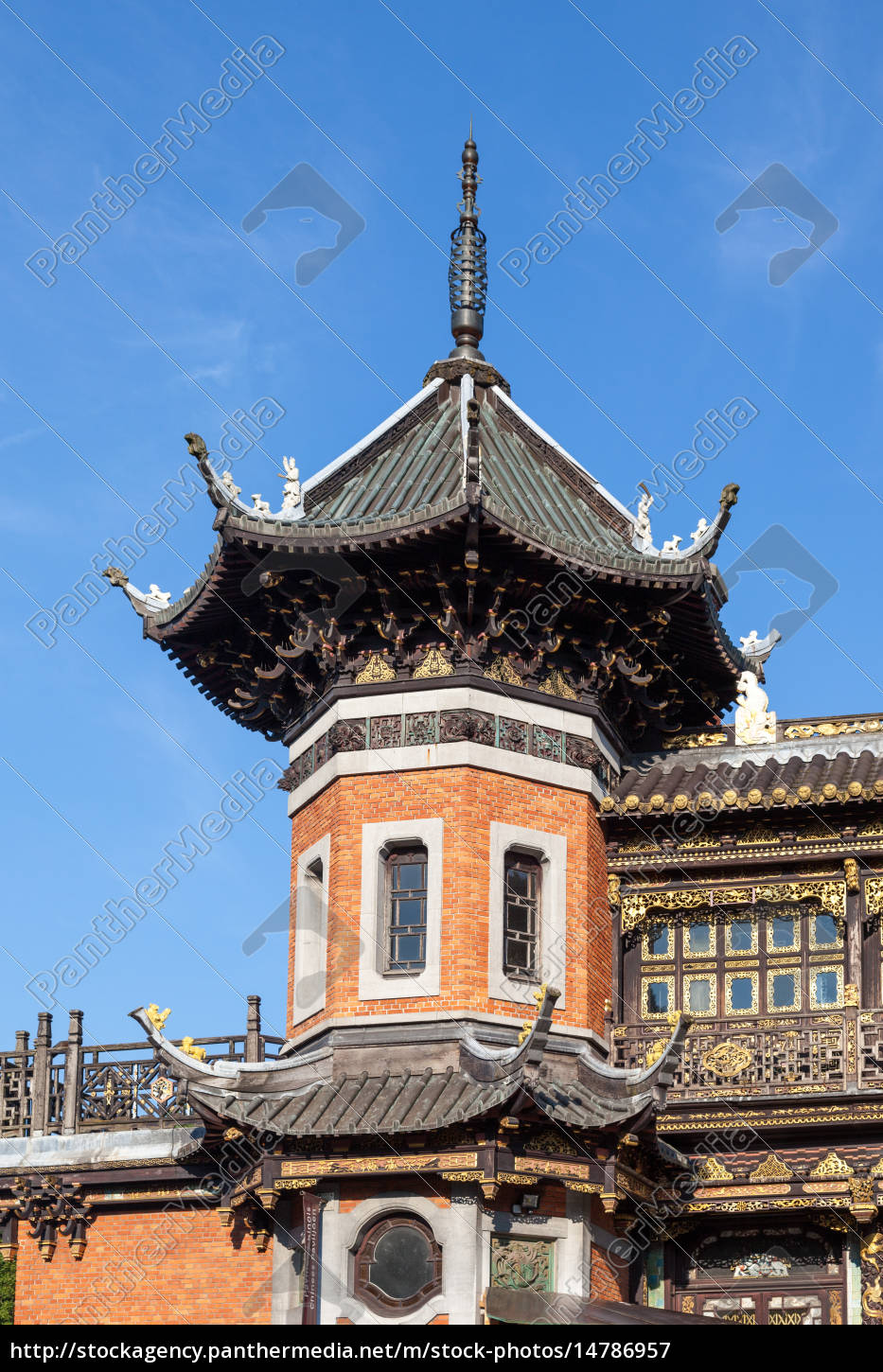 Chinesischer Pavillon Auf Der Museen Des Fernen Ostens Lizenzfreies Bild Bildagentur Panthermedia