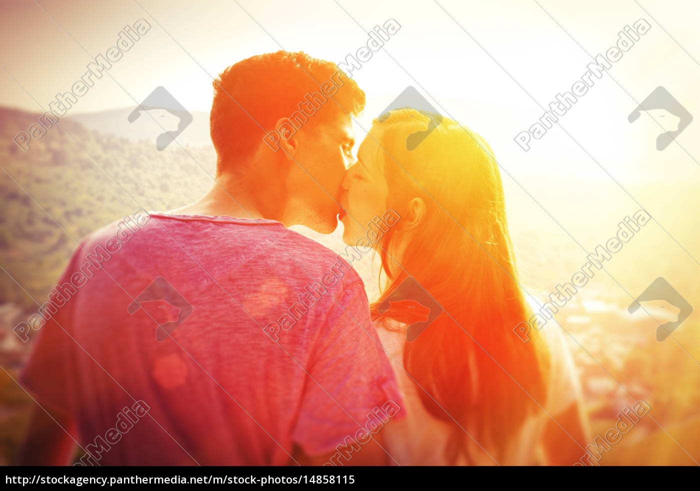 Summer kiss - Stockfoto - #14858115 | Bildagentur PantherMedia
