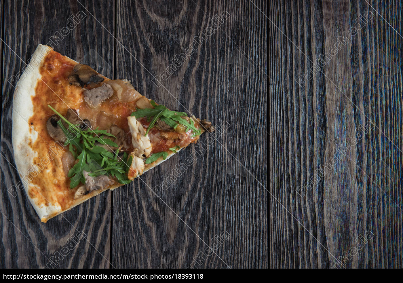 pizza mit hähnchen und pilzen - Stock Photo - #18393118 | Bildagentur ...