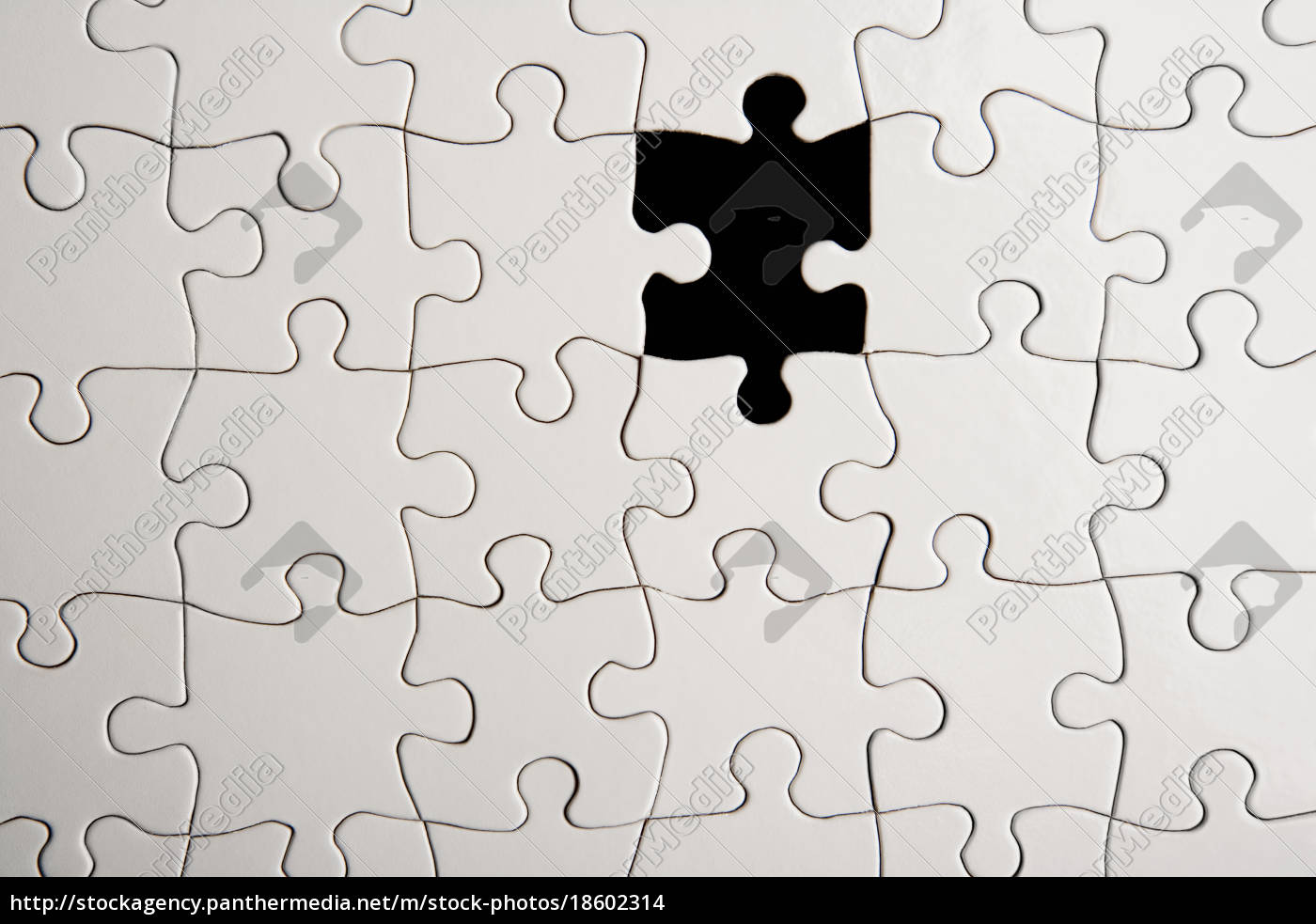 jigsaw-puzzle-with-missing-piece-stock-photo-18602314