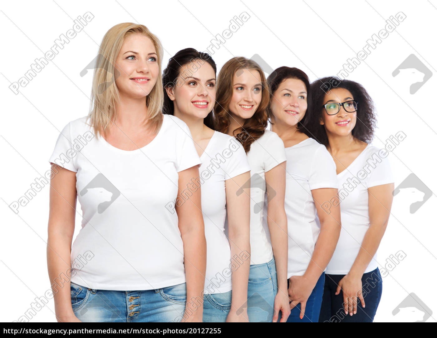 Gruppe Glückliche Verschiedene Frauen In Den Weißen Stockfoto 20127255 Bildagentur 