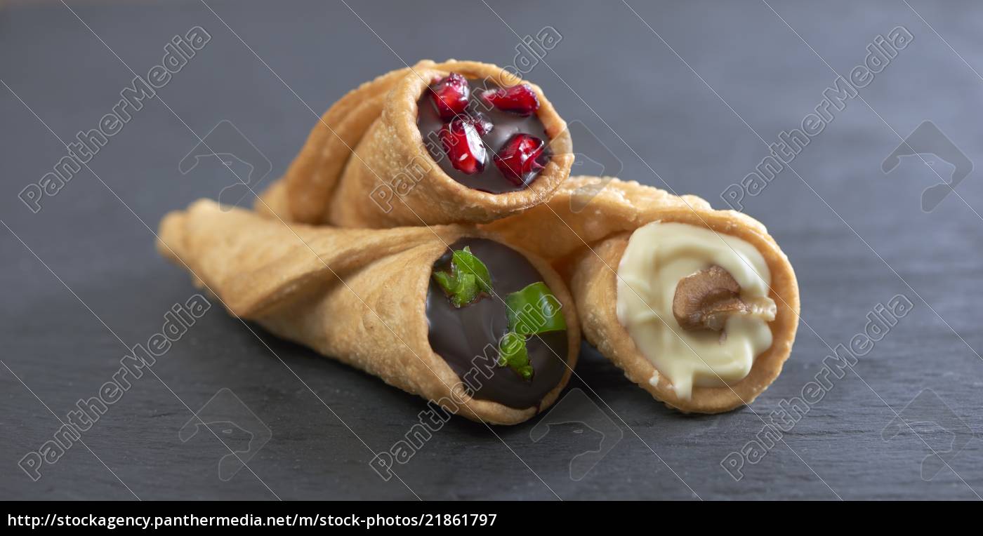 gefüllte tortilla-kegel mit chili-schokolade weiße - Lizenzfreies Bild ...
