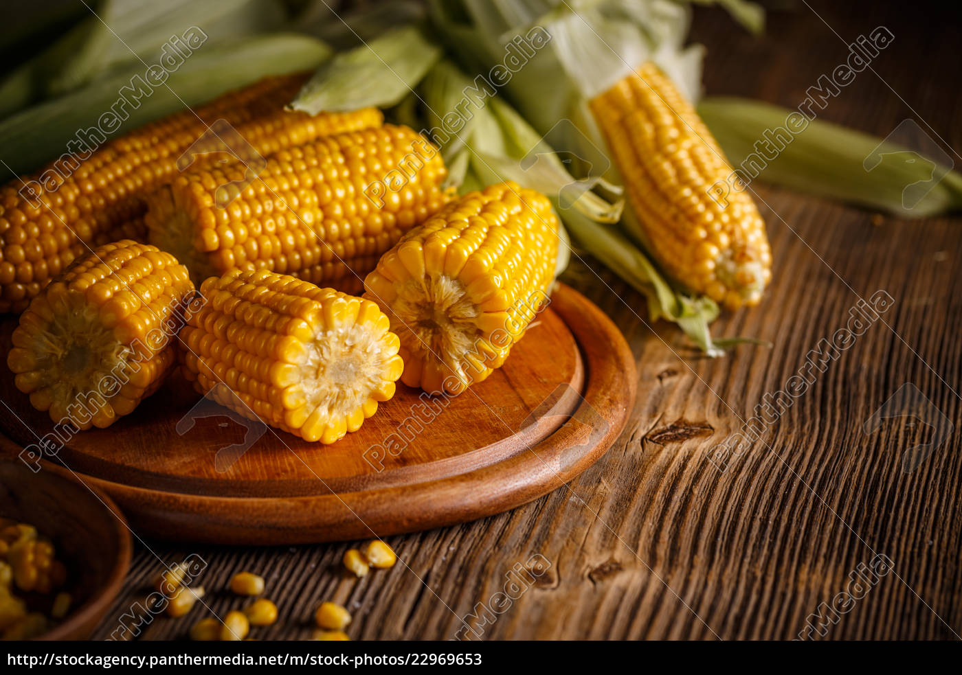 Süß gekochter Mais - Stockfoto - #22969653 | Bildagentur PantherMedia