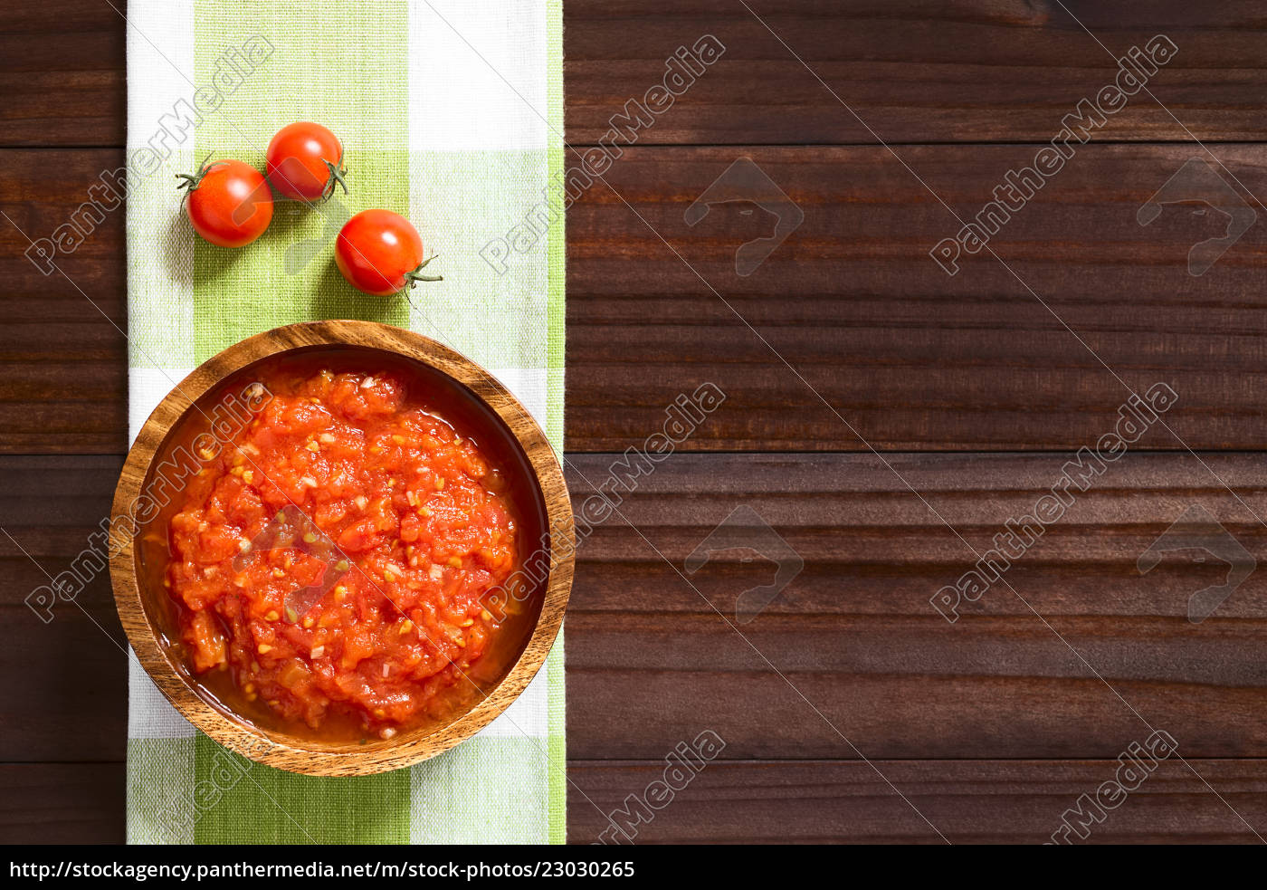 hausgemachte marinara oder pomodoro tomatensoße - Stockfoto - #23030265 ...
