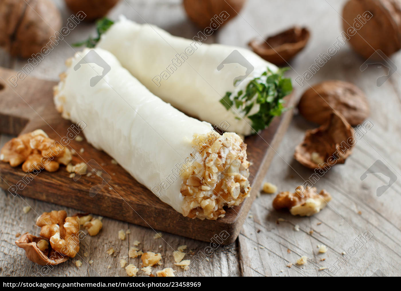 italienische mozzarella-sticks gefüllt mit ricotta - Lizenzfreies Bild ...